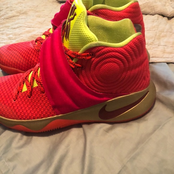 Shoes - Picture 3 of 3